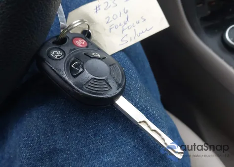 2016 Ford Focus Se из США, поврежденный, VIN 1FADP3F25GL368258